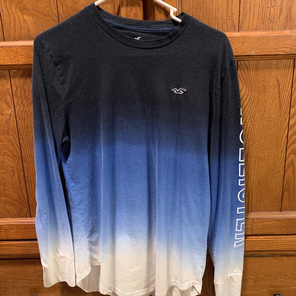 Men’s Hollister long sleeve shirt